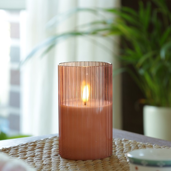 LED Kerze im Glas - Windlicht - Echtwachs - 3D Flamme - Timer - H: 12,5cm - D: 7,5cm - rosa