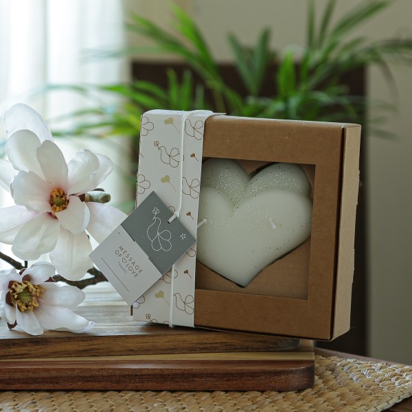 Kerze Herz in Geschenkverpackung - zur Hochzeit, Muttertag, Valentinstag - 2-Docht - weiß
