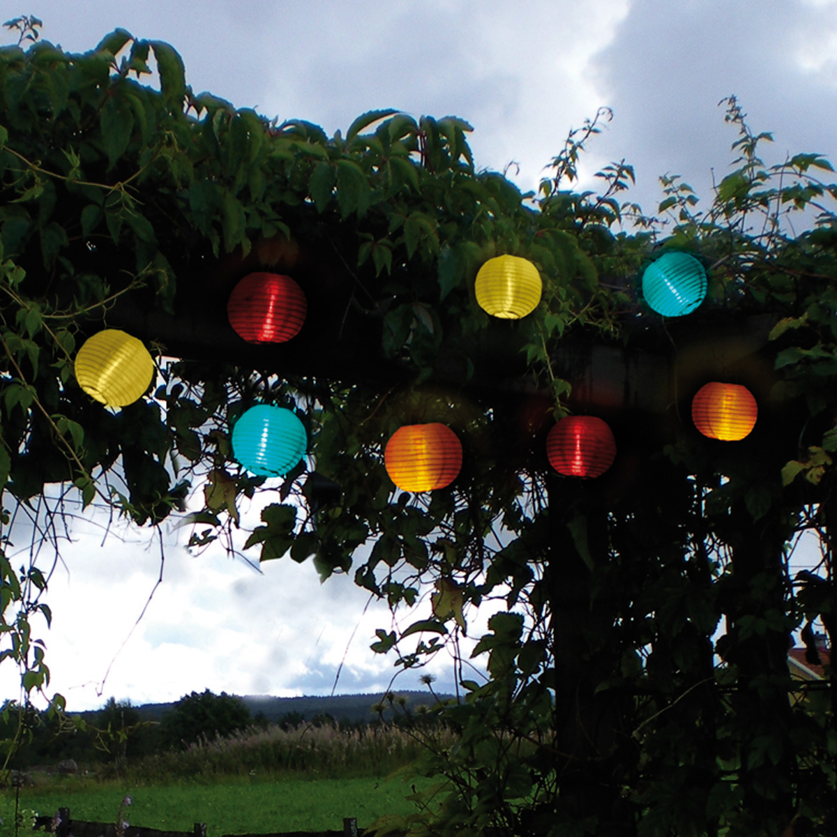 LED Solar Lichterkette Festival - kaltweiß - 10 bunte Lampions - L