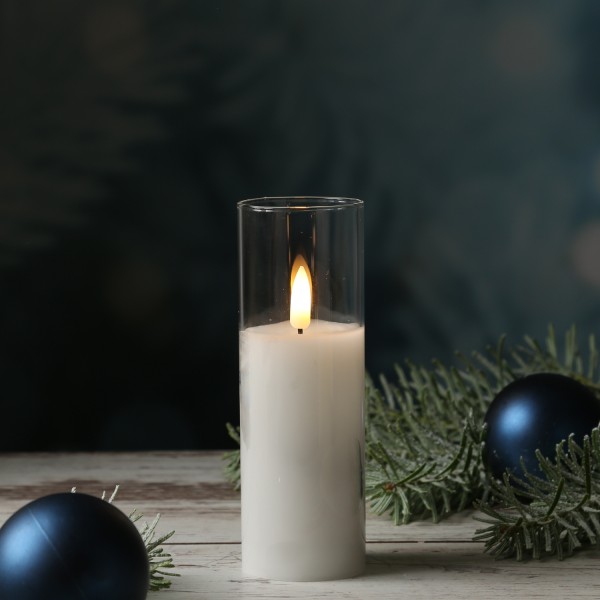 LED Kerze im Glas - Windlicht - Echtwachs - flackernde 3D Flamme - Timer - H: 15cm - weiß