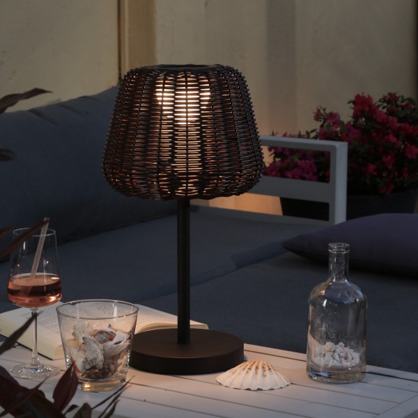 LED Garten Tischleuchte - in Rattanoptik - H: 45cm - dimmbar - aufladbar - mit Fernbedienung - braun