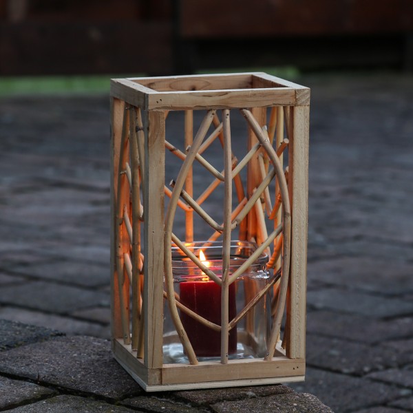 Laterne aus Rattan - Windlicht - mit Glaseinsatz - H: 30cm - natur