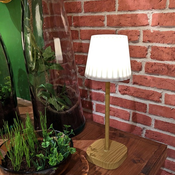 LED Garten Tischlampe - weißer Lampenschirm - 2 Helligkeitsstufen - H: 34cm - USB - f. Außen - braun