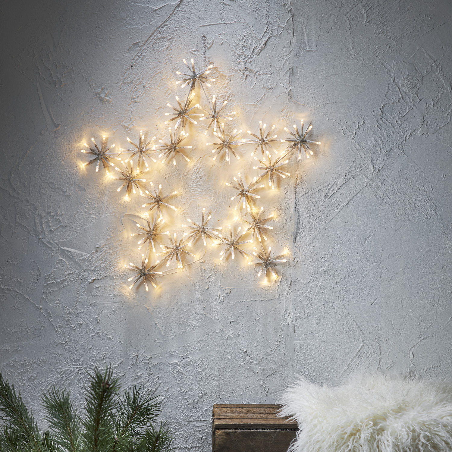 LED Stern Flower Star - hängend - D: 60cm - 200 warmweiße LED